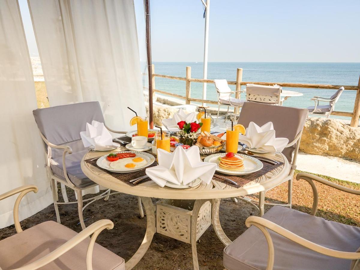 Al Kout Beach Hotel Kuwait City Exterior photo